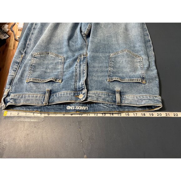 Lands End Womens Denim Capri Jeans Size 18W Relaxed Fit Mid Rise Stretch - Picture 6 of 16